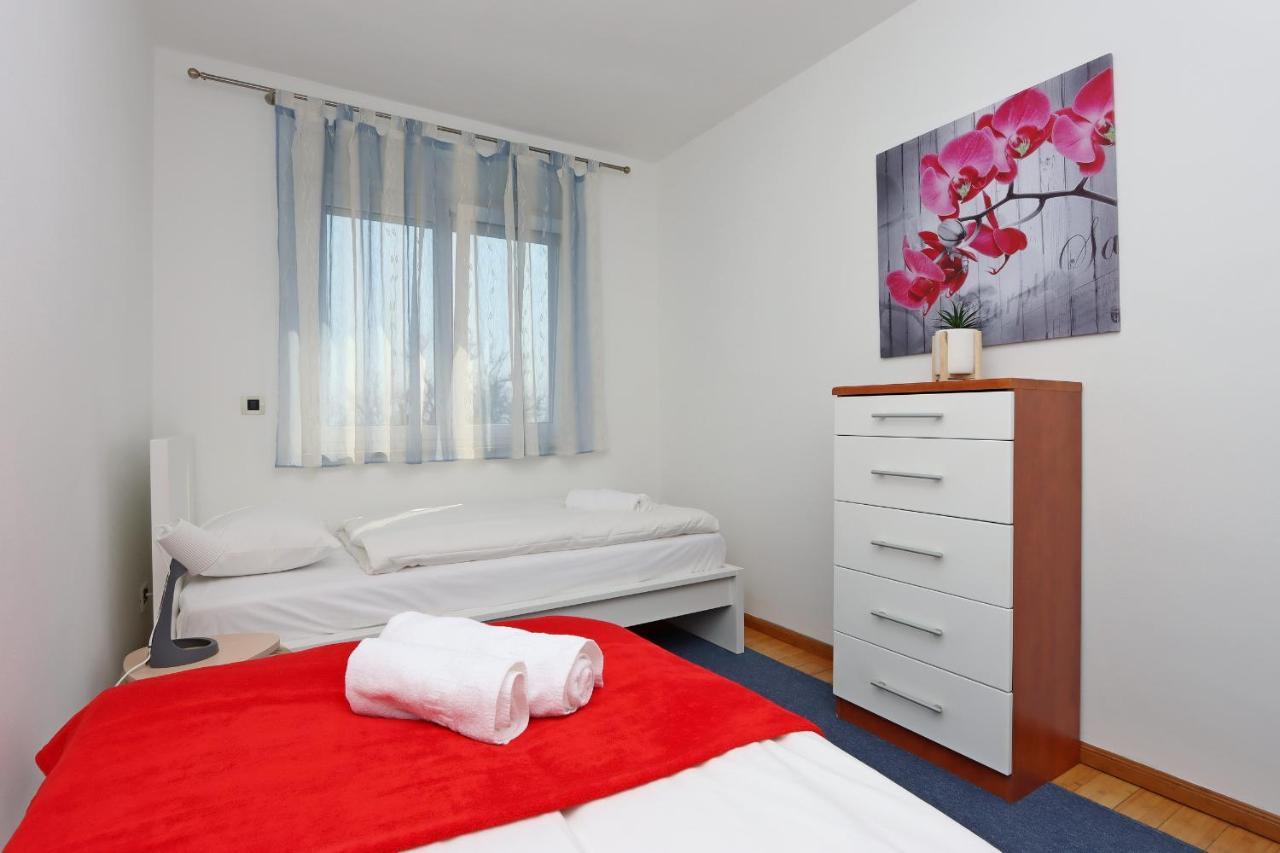 Starry Night - Smart Tv, Extra Big Bed, Big Bathtub, Private Parking, Sea View, Wifi, 2Bedrooms Volosko Luaran gambar